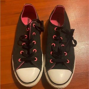 Converse black/pink sneakers